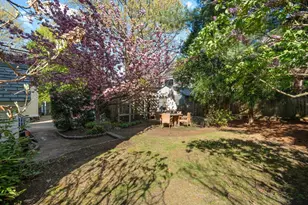 121 Thorndike St, Brookline, MA 02446 - Photo 35