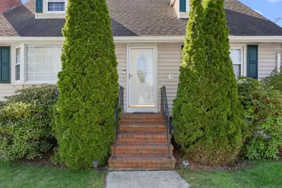 70 Westfield Dr, Brockton, MA 02301 - Photo 3