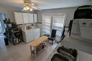 376 Fellsway W, Medford, MA 02155 - Photo 9