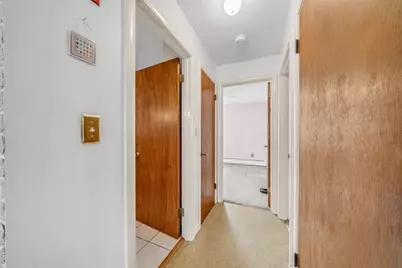 100 Assumption Avenue, Worcester, MA 01606 - Photo 7