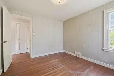 2 Perham St, Bedford, MA 01730 - Photo 25