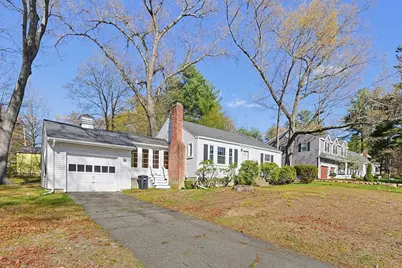 2 Perham St, Bedford, MA 01730 - Photo 3