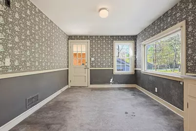 2 Perham St, Bedford, MA 01730 - Photo 11