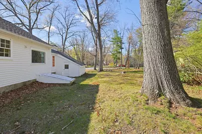 2 Perham St, Bedford, MA 01730 - Photo 37