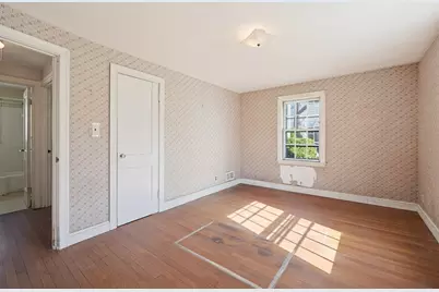 2 Perham St, Bedford, MA 01730 - Photo 27