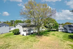 68 Honeysuckle Dr, Chicopee, MA 01022 - Photo 3