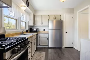 68 Honeysuckle Dr, Chicopee, MA 01022 - Photo 11