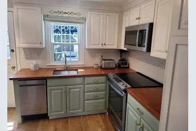 27 Norwood Avenue #2, Manchester by the Sea, MA 01944 - Photo 5