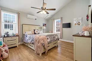58 Willard St, New Bedford, MA 02744 - Photo 11