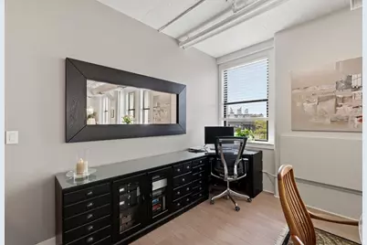 210 South St #3-2, Boston, MA 02111 - Photo 9