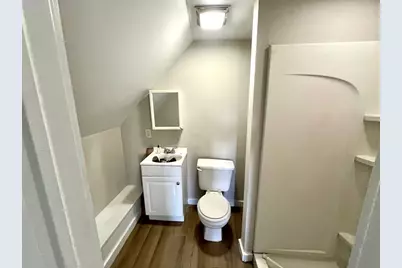 48 Acushnet Ave, Springfield, MA 01105 - Photo 21