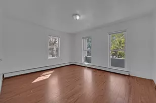 88 Tyler St, Springfield, MA 01109 - Photo 7