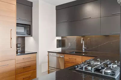 85 E India Row #38H, Boston, MA 02110 - Photo 3