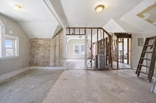 36 Ormond St, Boston, MA 02126 - Photo 15