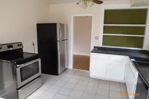 22 Bluemer Rd, Southampton, MA 01073 - Photo 5