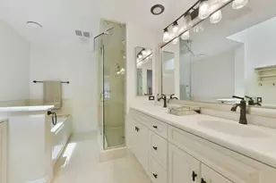 249 Beacon St, Boston, MA 02116 - Photo 15