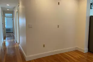 17 Short St, Brookline, MA 02445 - Photo 9