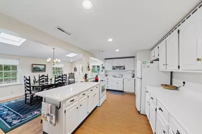 11 Old Country Way, Weymouth, MA 02188 - Photo 5
