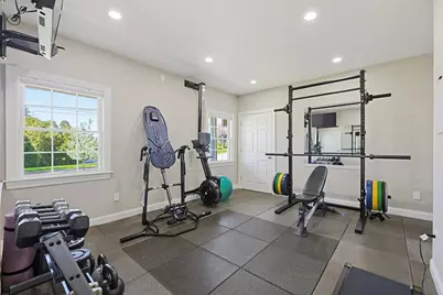 34 Russett Ln, Melrose, MA 02176 - Photo 17