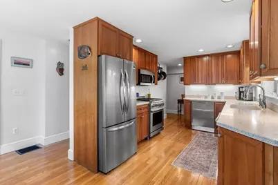 21 Purchase St, Newburyport, MA 01950 - Photo 5