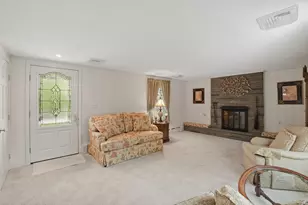 121 Wood St, Fall River, MA 02721 - Photo 13