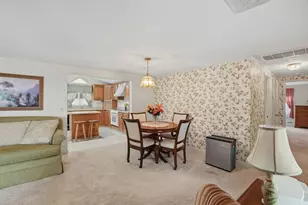 121 Wood St, Fall River, MA 02721 - Photo 23