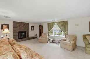 121 Wood St, Fall River, MA 02721 - Photo 9