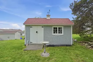 121 Wood St, Fall River, MA 02721 - Photo 39