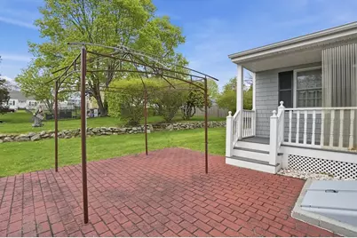 121 Wood Street, Fall River, MA 02721 - Photo 41