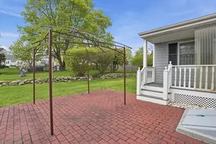 121 Wood St, Fall River, MA 02721 - Photo 41