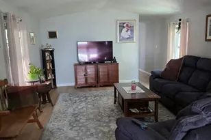 143 Pine Ave, Sturbridge, MA 01566 - Photo 17