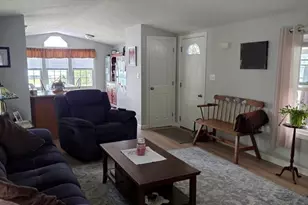 143 Pine Ave, Sturbridge, MA 01566 - Photo 17