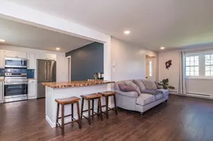 6 Duncan Dr, Deerfield, MA 01373 - Photo 9