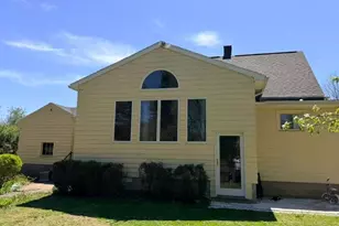 1206 Old N St, Somerset, MA 02726 - Photo 3