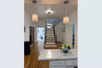 1206 Old North St, Somerset, MA 02726 - Photo 5
