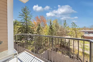 989 East St, Dedham, MA 02026 - Photo 15