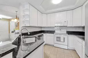 989 East St, Dedham, MA 02026 - Photo 7