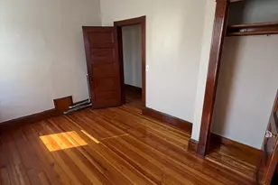 33 Newburg St, Boston, MA 02131 - Photo 15