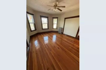 33 Newburg St #3, Boston, MA 02131 - Photo 5