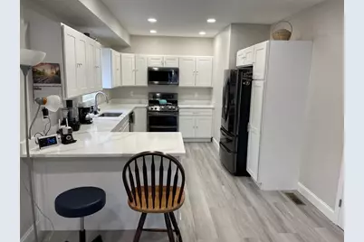 192 Hildreth St, Lowell, MA 01850 - Photo 13
