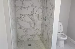 192 Hildreth St, Lowell, MA 01850 - Photo 5