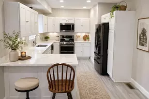 192 Hildreth St, Lowell, MA 01850 - Photo 1