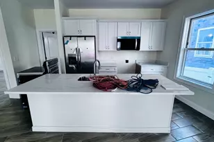 804-806 Saratoga, Boston, MA 02128 - Photo 31