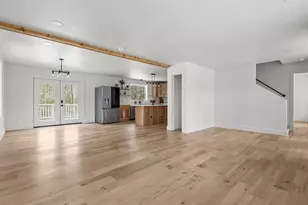 130 S E Main St, Douglas, MA 01516 - Photo 5