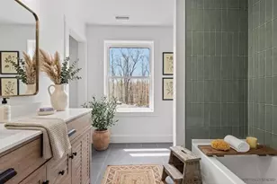 130 S E Main St, Douglas, MA 01516 - Photo 33