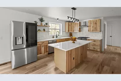 130 SE Main St, Douglas, MA 01516 - Photo 11