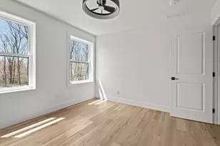 130 S E Main St, Douglas, MA 01516 - Photo 29