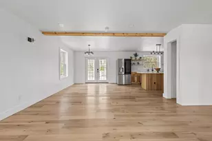 130 S E Main St, Douglas, MA 01516 - Photo 9