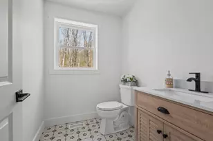 130 S E Main St, Douglas, MA 01516 - Photo 19