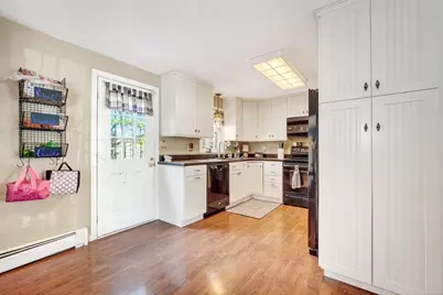 271 Hoyts Wharf Rd, Groton, MA 01450 - Photo 5